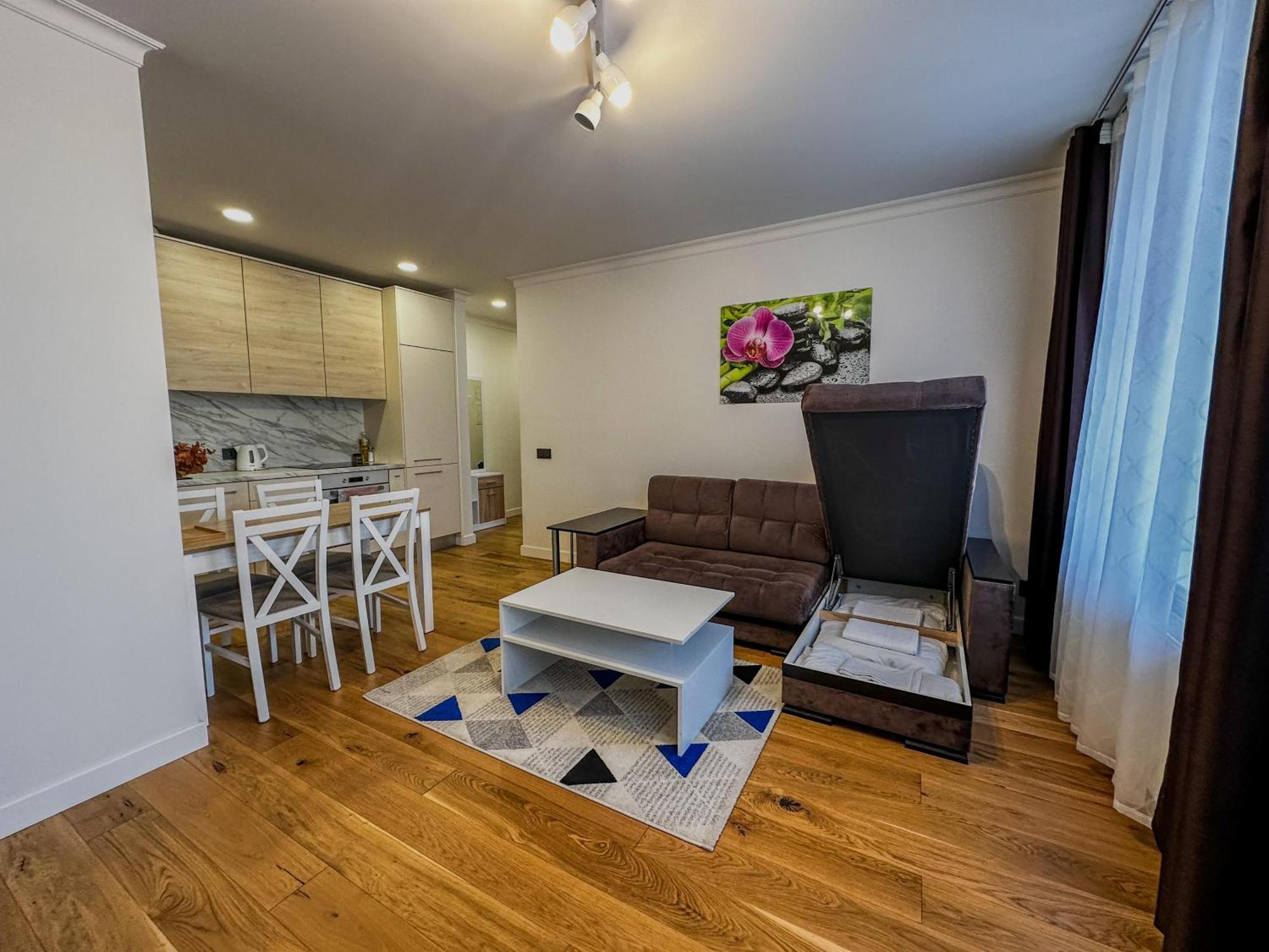 One Bedroom Promenade Apartment 里加 外观 照片